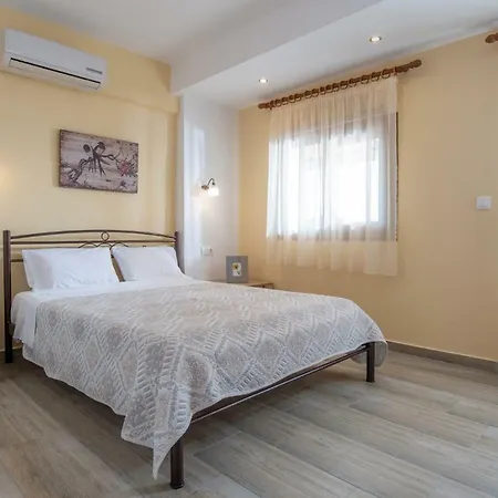 Apartment Garden House Psarogiannis Vourvourou
