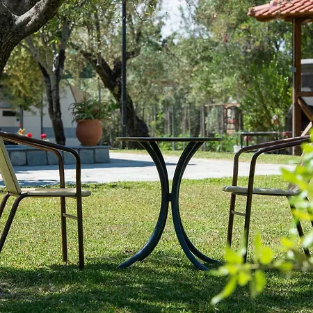 Garden House Psarogiannis Βουρβουρού